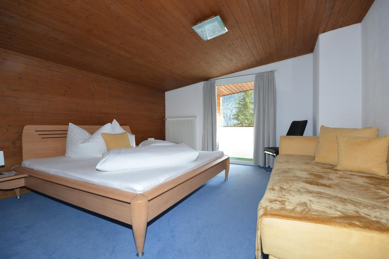 Haus Triumph Daire Pettneu am Arlberg Dış mekan fotoğraf